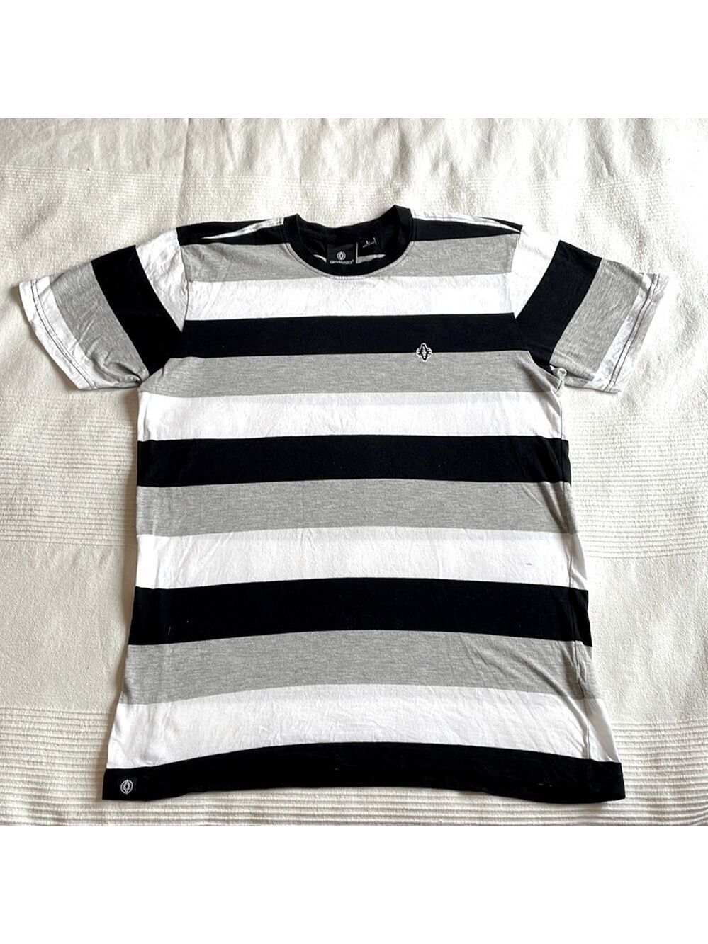 Akademiks Striped T-Shirt Large